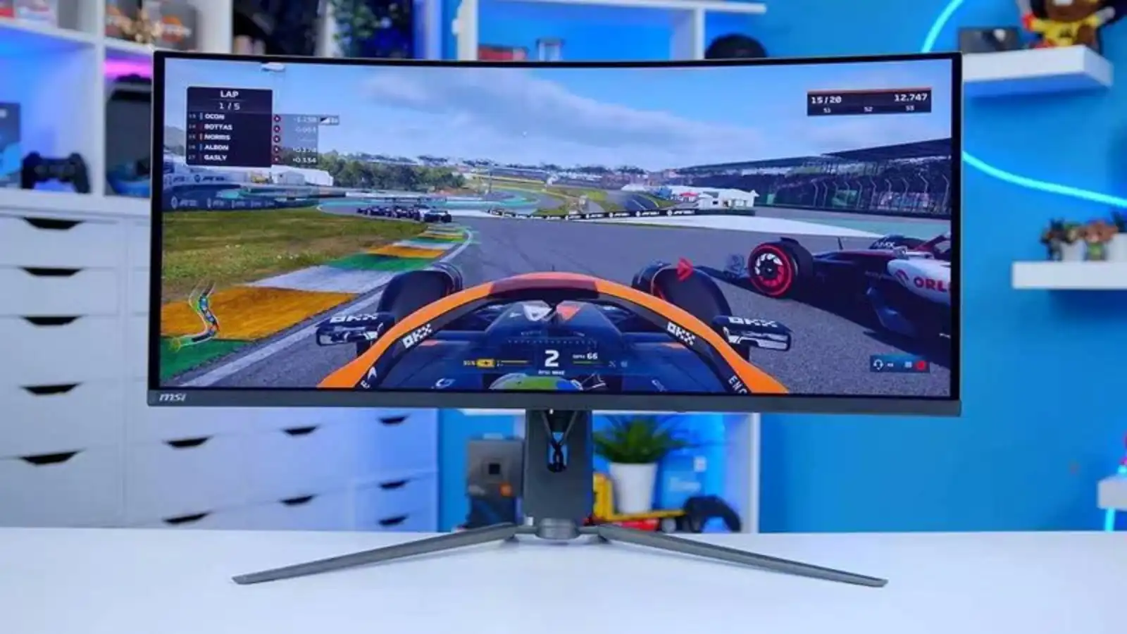 6 خطوات بسيطة للاعتناء بشاشة OLED