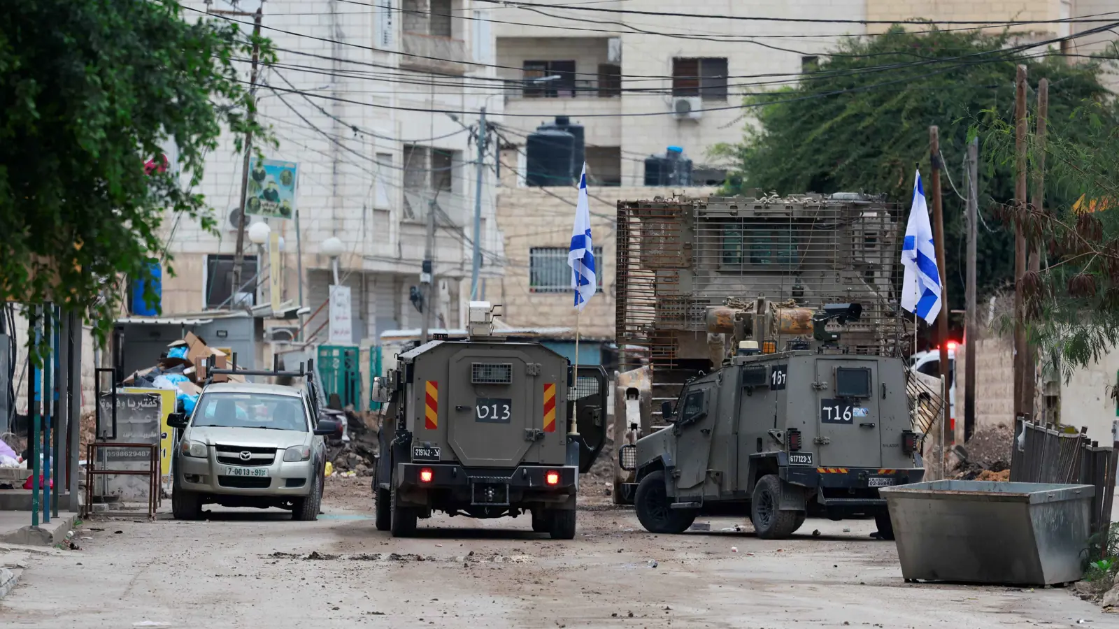 الجيش الإسرائيلي يوسع عملياته ويدمر "بنى تحتية" في جنين (فيديو)