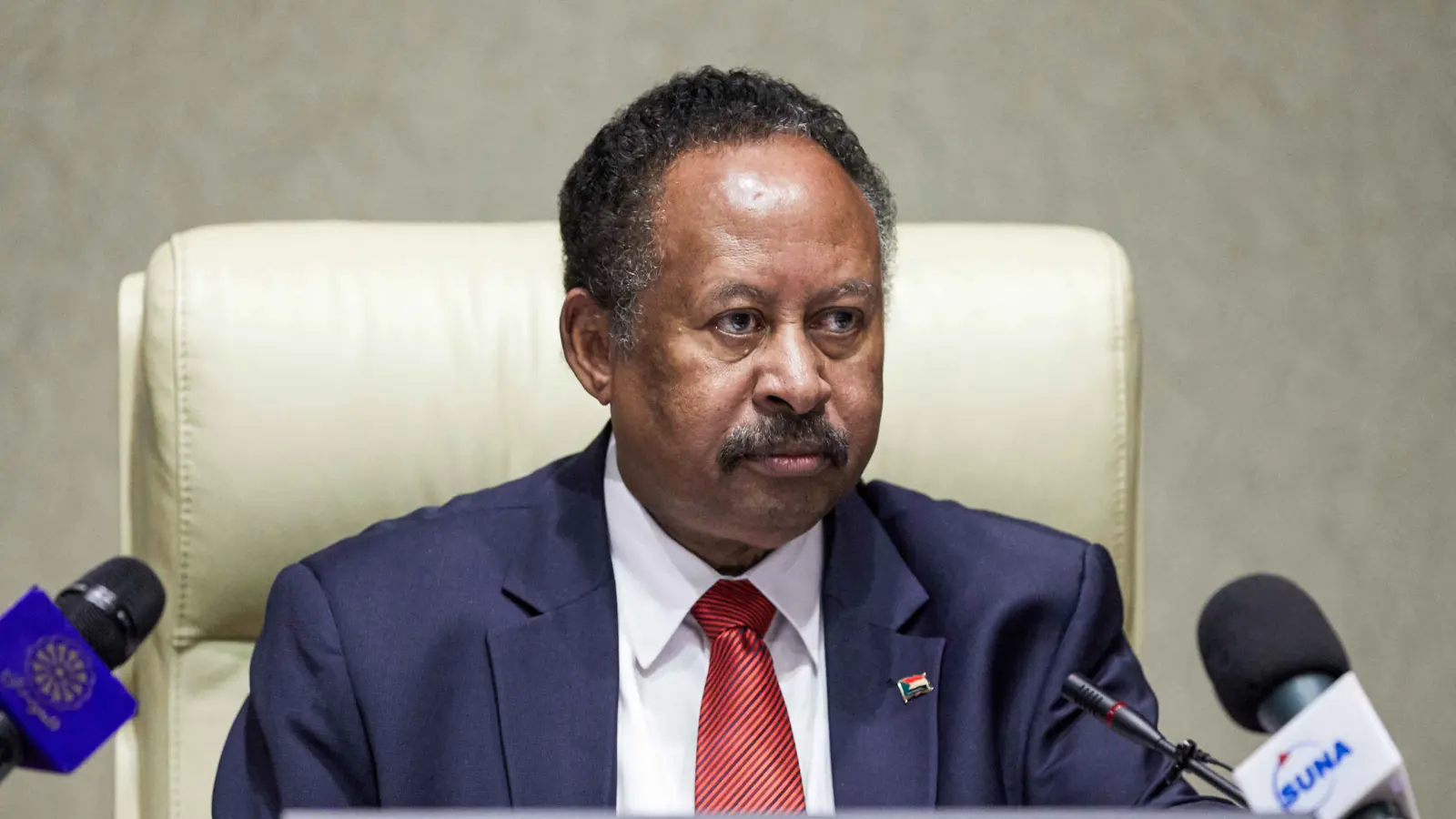 حمدوك: السودان لا يتحمل العودة إلى "الإرث المظلم" للحركات الإسلامية