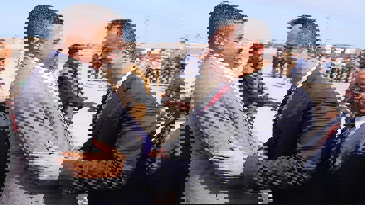 بعد وصوله عدن.. رئيس وزراء اليمن: ماضون في تطبيق اتفاق الرياض‎