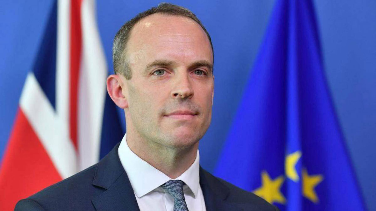 بريطانيا تمدد إجراءات الحجر للحد من تفشي كورونا