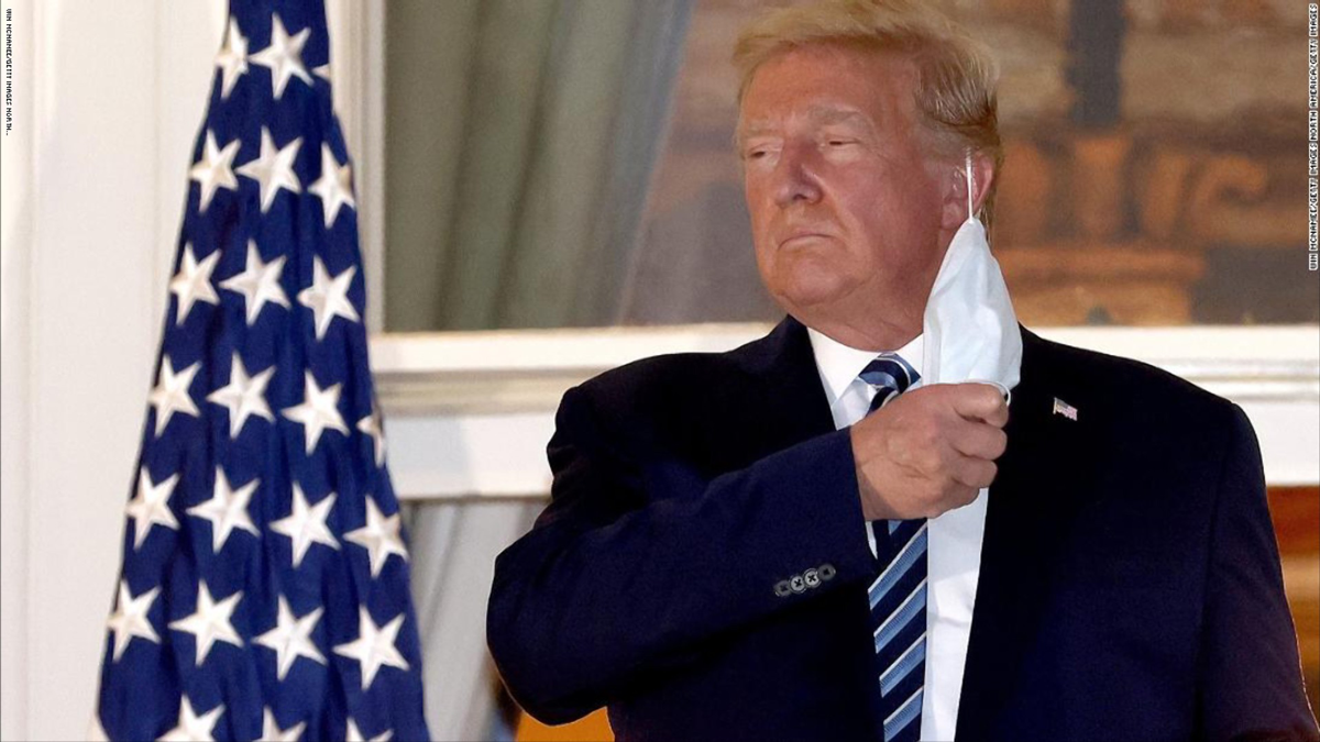 ترامب يعود لممارسة مهامه من المكتب البيضاوي بعد أيام من إصابته بكورونا