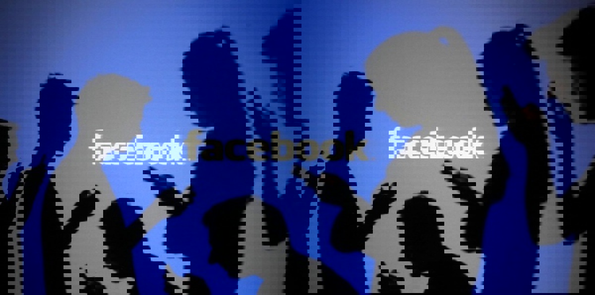 فيسبوك تنفي استخدامها "ميكروفونات" أجهزة المستخدمين للتجسس