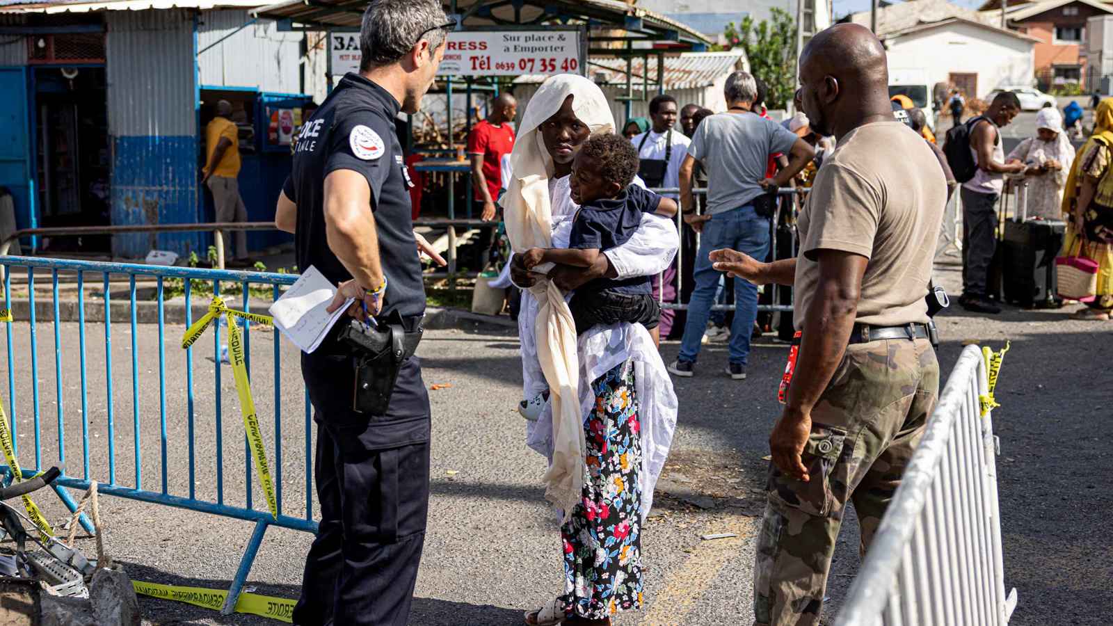 "عسكرة مايوت" تفاقم التوتر بين فرنسا وجزر القمر