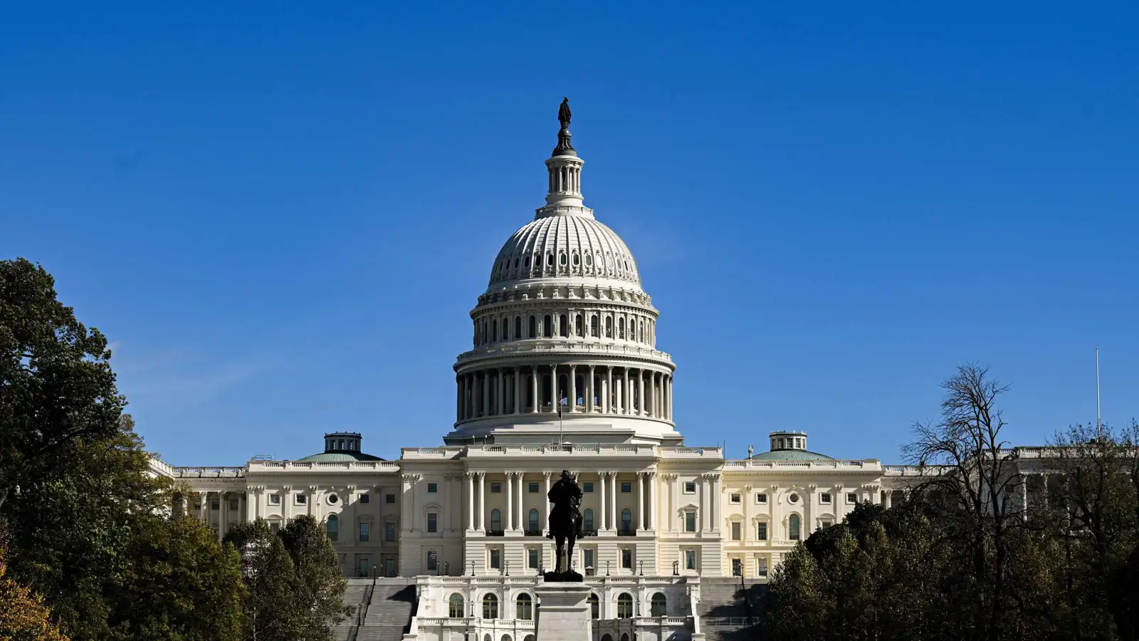 المحكمة العليا تسمح لتكساس باستخدام خريطة انتخابية لصالح الجمهوريين