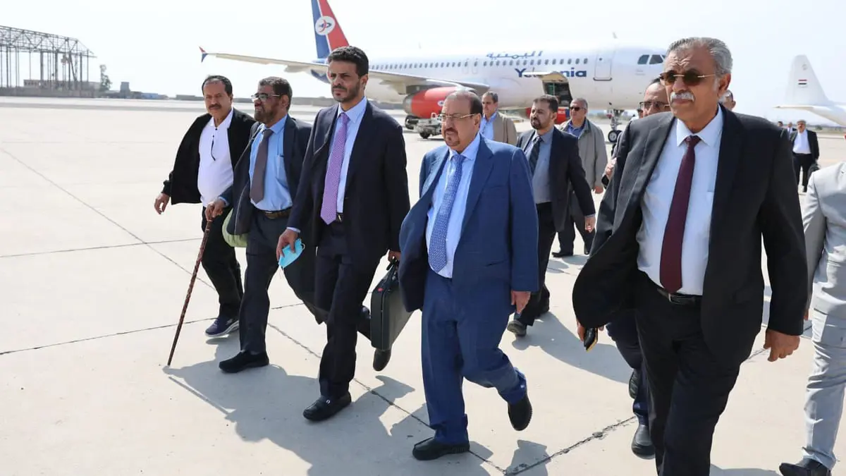 عودة الحكومة اليمنية والبرلمان إلى عدن تمهيدًا لوصول "المجلس الرئاسي"