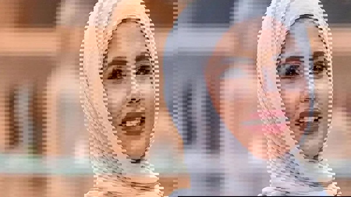 بعد أيام من ارتدائه.. الفنانة الكويتية المعتزلة سعاد سليمان تلمح لخلع النقاب