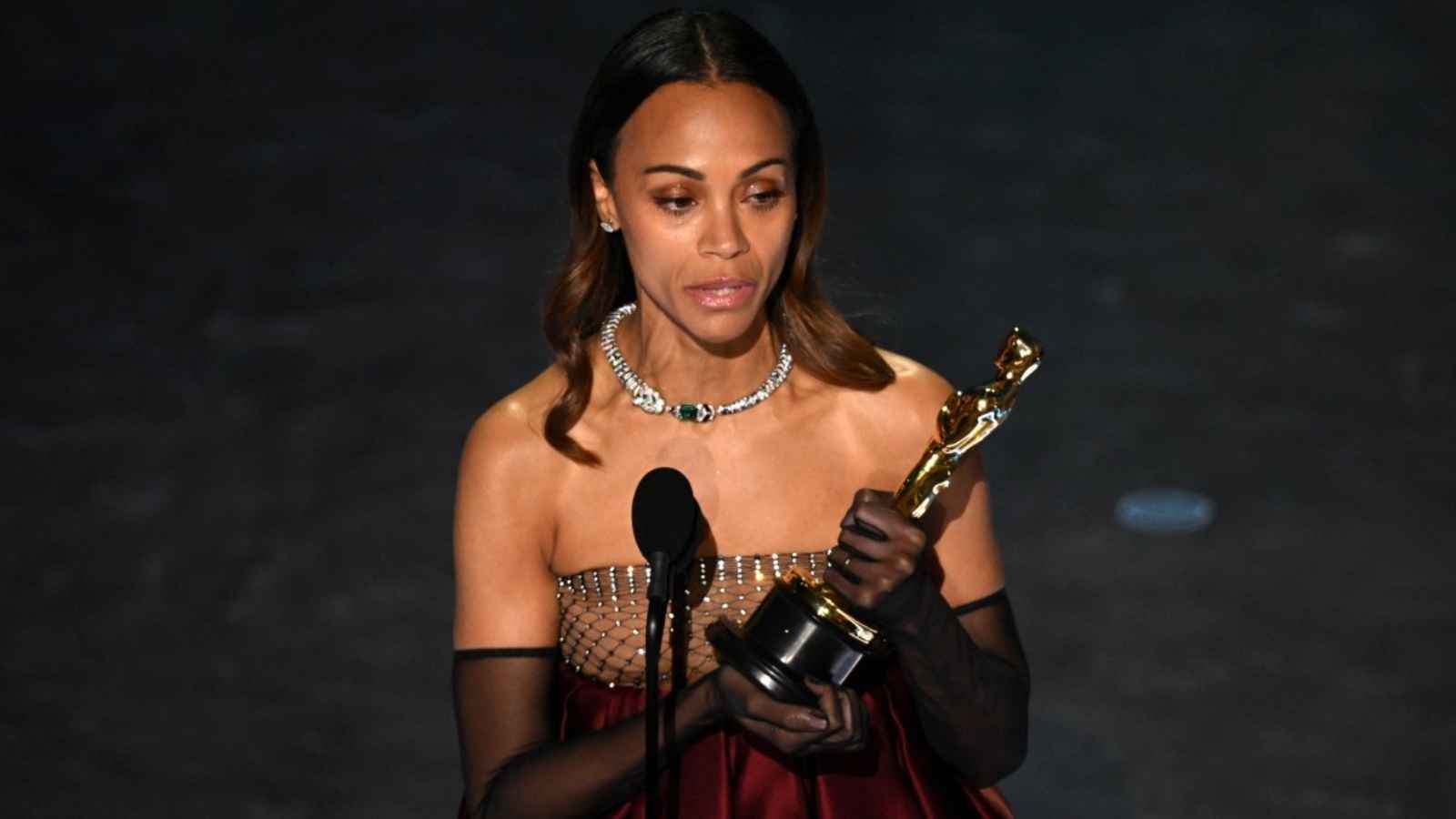 "إميليا بيريز" يحصد جائزتي أوسكار عن أفضل ممثلة وأغنية