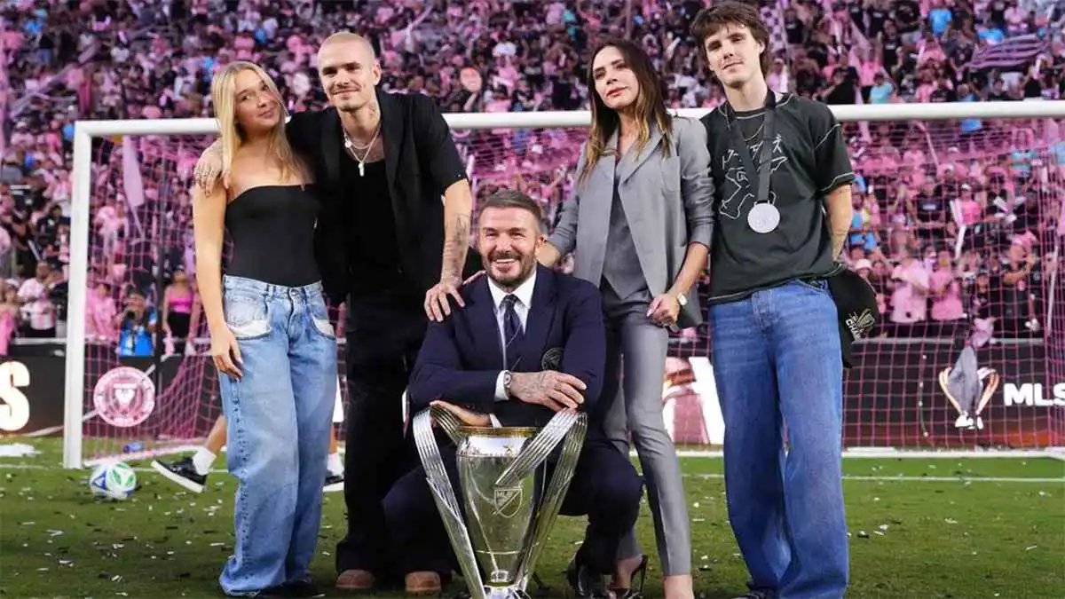من هي ابنة بيكهام التي خطفت الأنظار في تتويج إنتر ميامي بالدوري الأمريكي؟