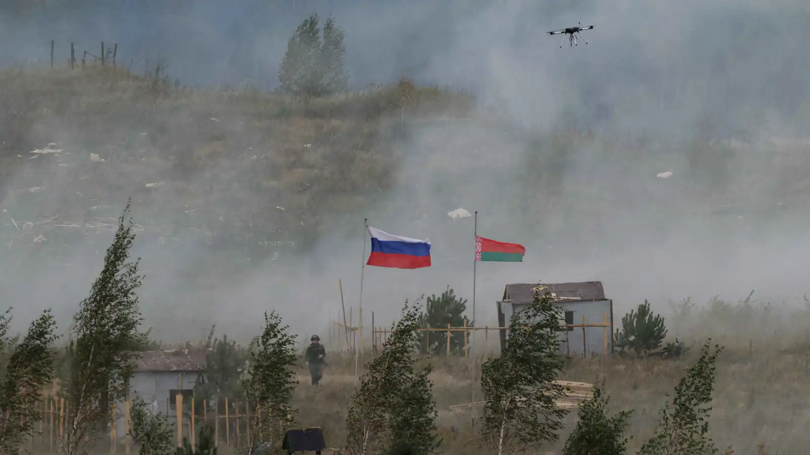 موسكو ترفع سقف التحذير.. مخاوف من انزلاق نزاع أوكرانيا إلى "حرب هجينة" مع الغرب