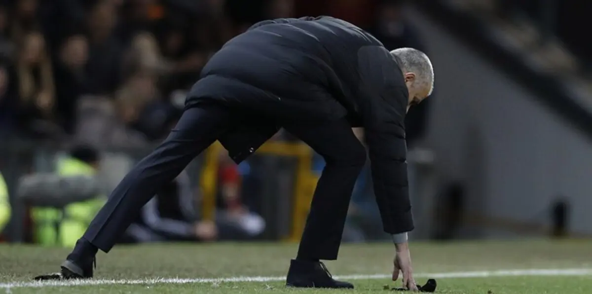 ماذا يقصد مورينيو بـ"المعاملة المختلفة" التي يواجهها في إنجلترا؟