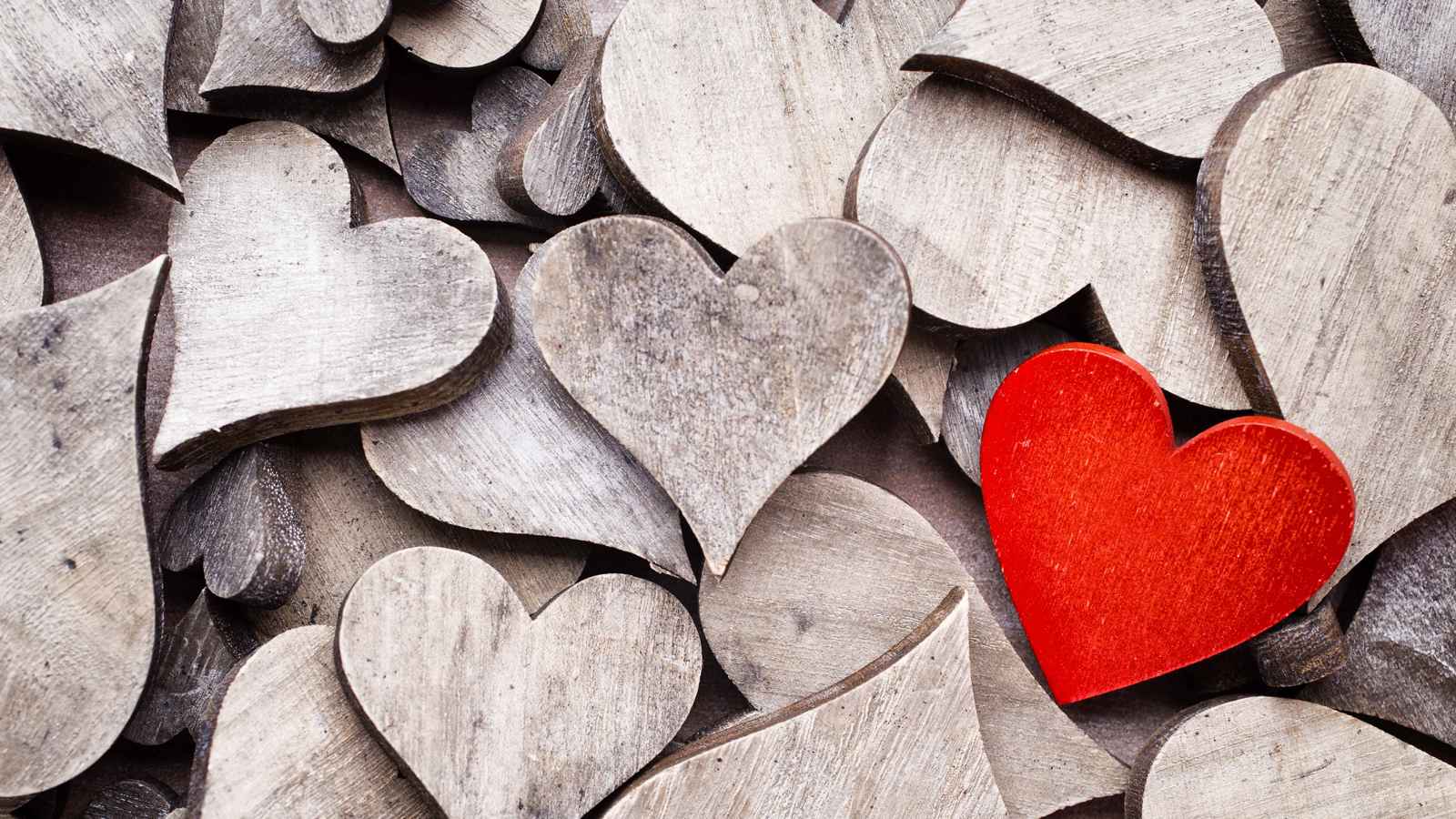 بحسب "الرياضيات".. إليك العمر المثالي للعثور على "الحب الحقيقي"