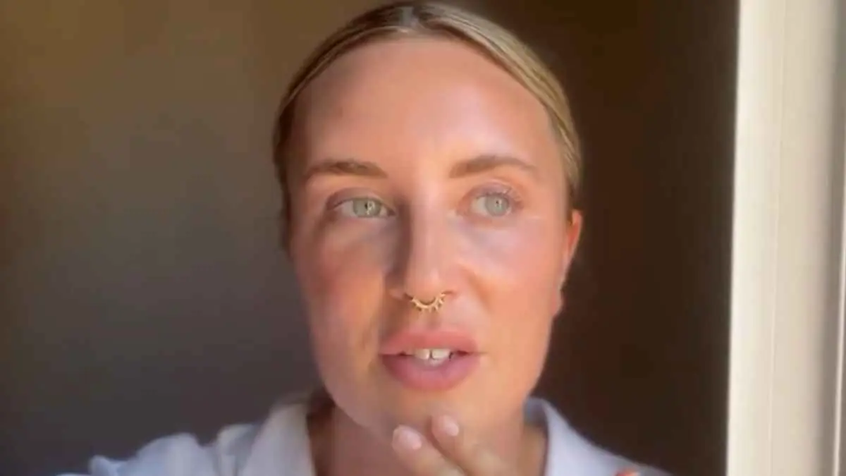 ما حقيقة تعرض صحافية أجنبية للاعتداء بمؤتمر صحفي في بيروت؟