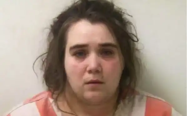 نيكول لين بوير