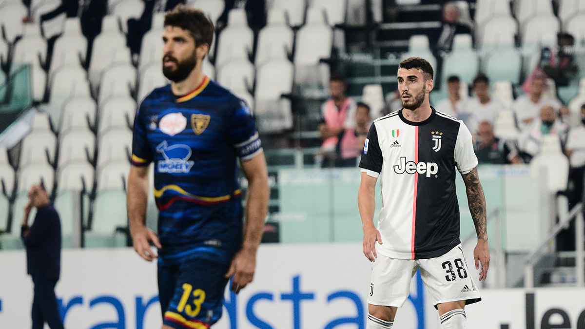 نجم الكرة الإيطالية يعتزل بسبب مرض خطير