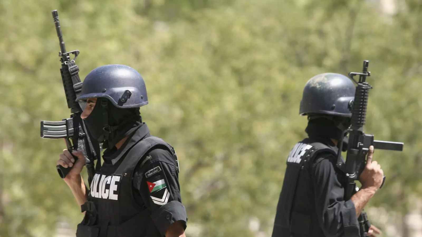 الأردن.. شاب يفتح النار على طليقته