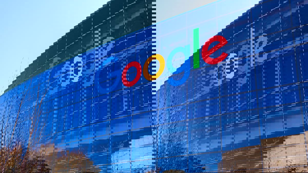 "غوغل" تطور نسختها الخاصة من "Find My Device"  لمستخدمي أندرويد