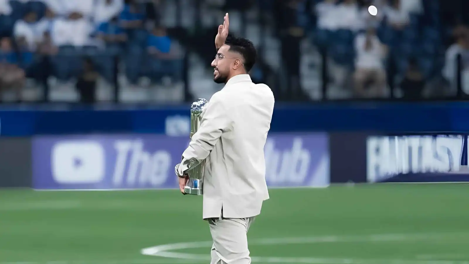 إنزاغي يعلن موقف سالم الدوسري من كلاسيكو الهلال والاتحاد