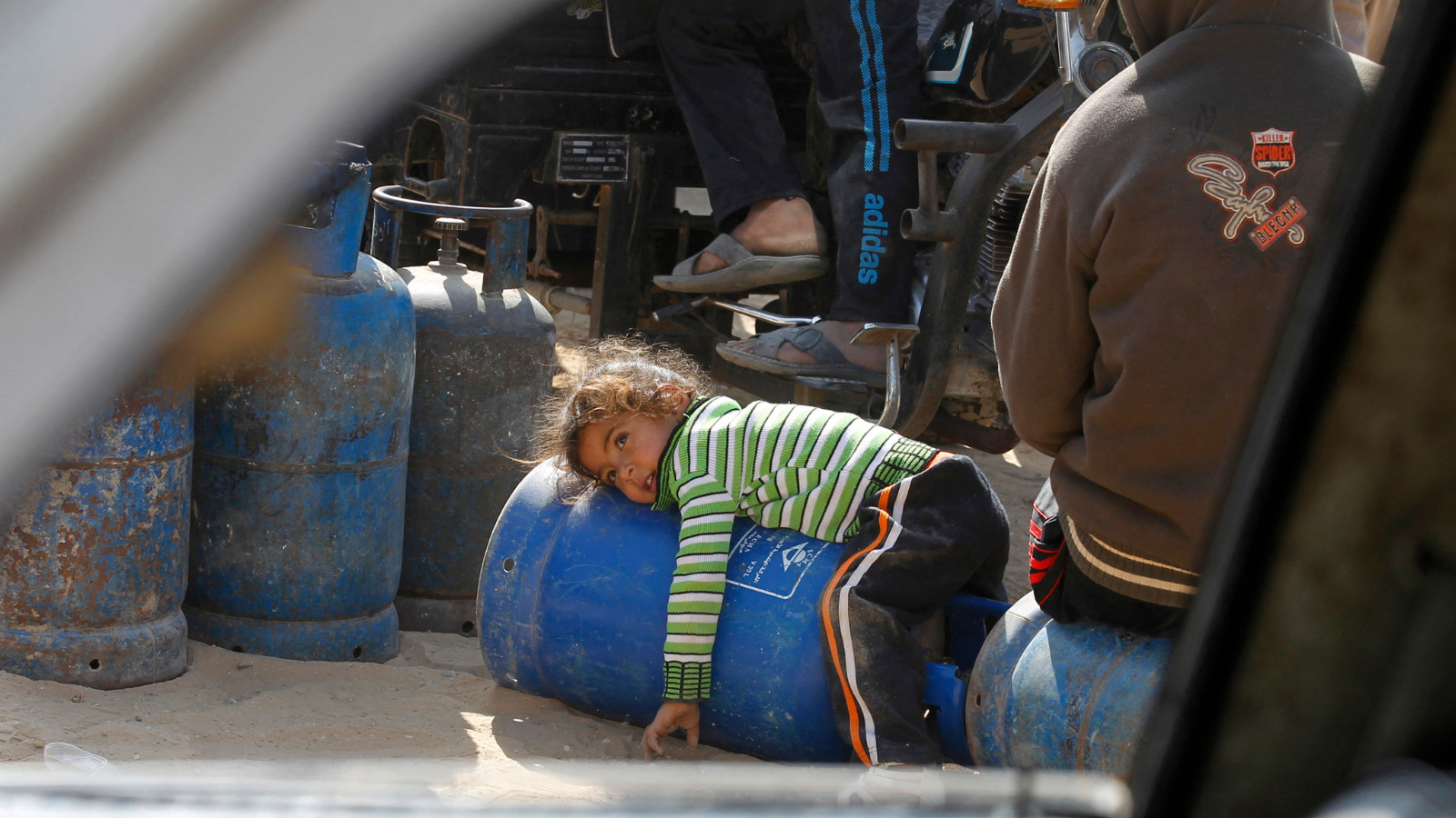 "توزيع غير عادل".. غضب في غزة بسبب احتكار حماس لغاز الطهي