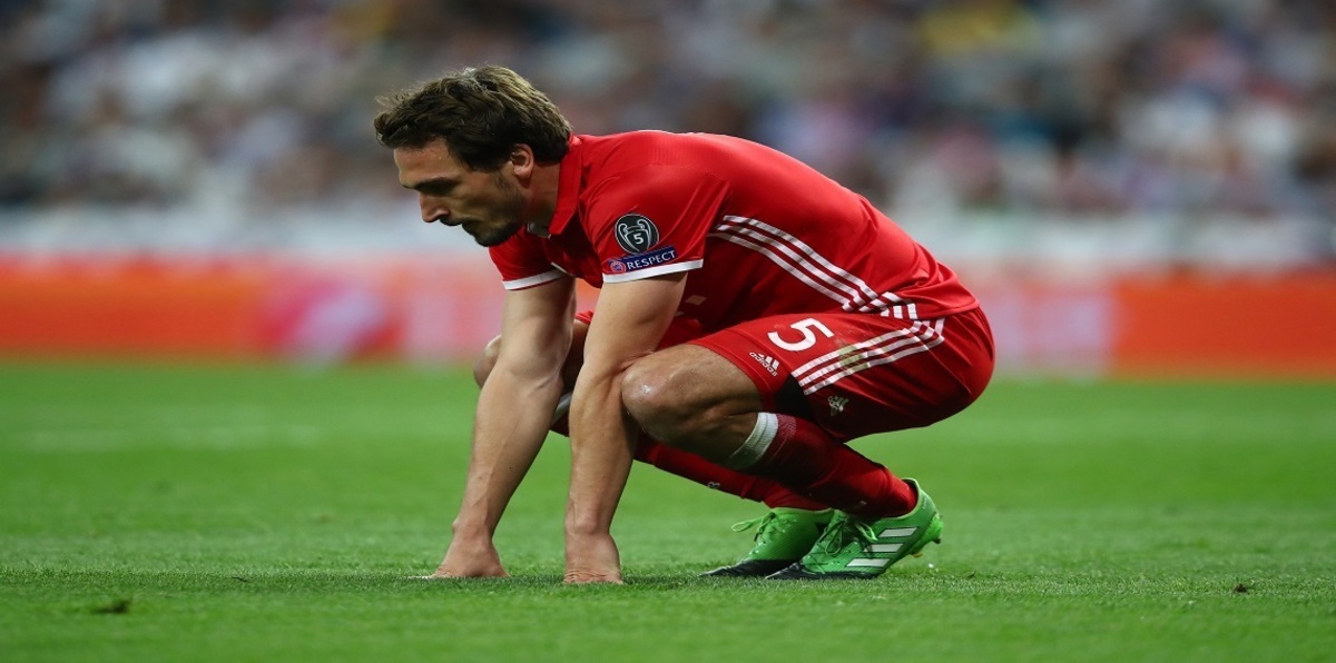 هوملز ينفي قيادة "الانقلاب" على أنشيلوتي