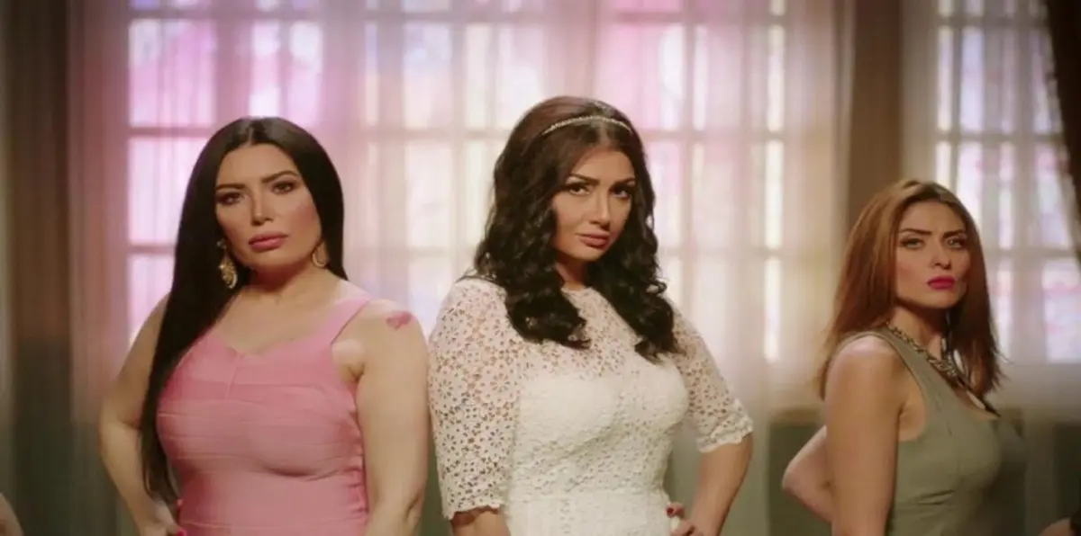 في أفلام الربيع.. الجنس "طبق رئيس"