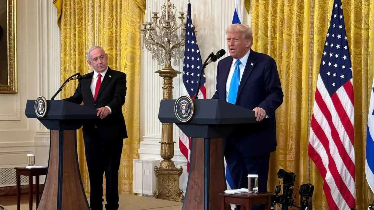 باتصال مع نتنياهو.. ترامب يؤكد "دعمه الكامل" لأهداف الحرب الإسرائيلية