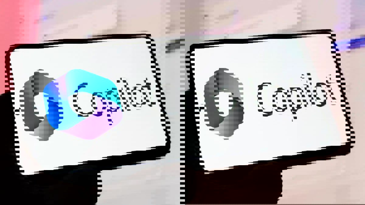 "مايكروسوفت" تُجري تعديلات بعد مخاوف من توليد "Copilot" صورًا إباحية