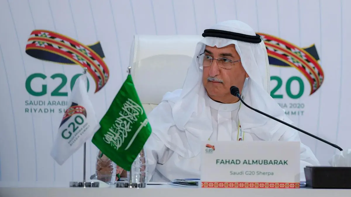 من هو المحافظ الجديد للبنك المركزي السعودي فهد المبارك؟