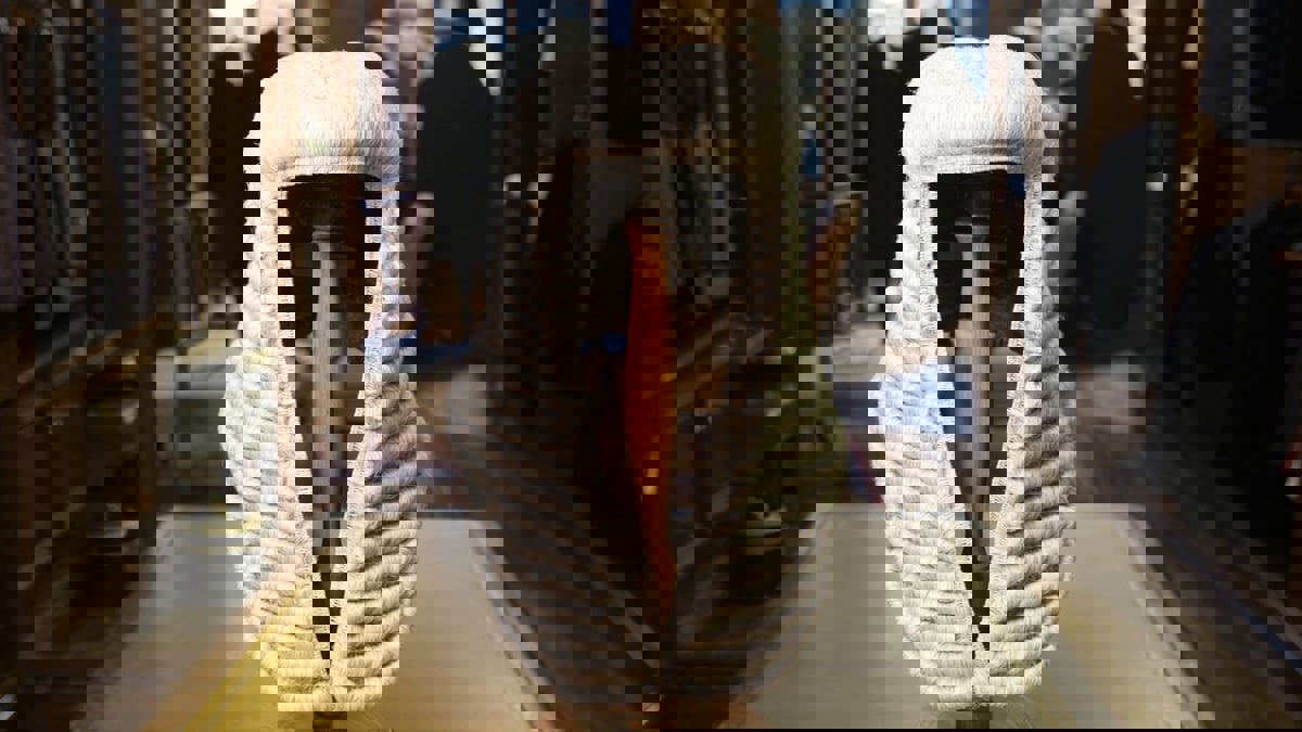 "من إرث الاستعمار".. الشعر المستعار لدى القضاة يثير انقسامًا في زيمبابوي