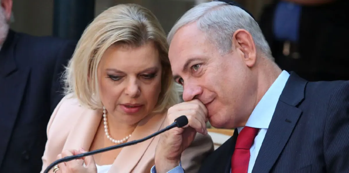 نتنياهو ينفي أمام المحكمة أن تكون زوجته طردته من موكبه الرسمي 