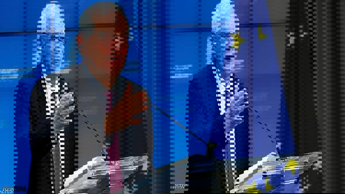 الاتحاد الأوروبي يعتبر اللقاح الروسي ضد كورونا "بشرى سارة للبشرية"