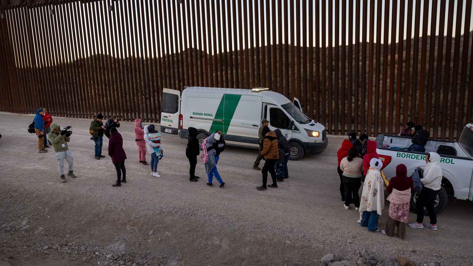 اختفاء آلاف الأطفال في أمريكا يفجر أزمة جديدة بوجه ترامب