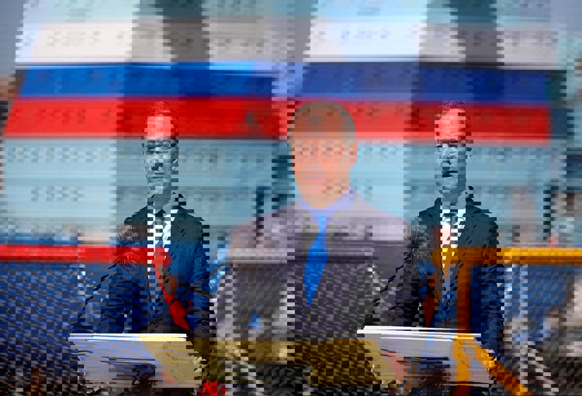 وصفوا مقابلة بوتين بـ"السخيفة".. ميدفيدف يهاجم قادة غربيين