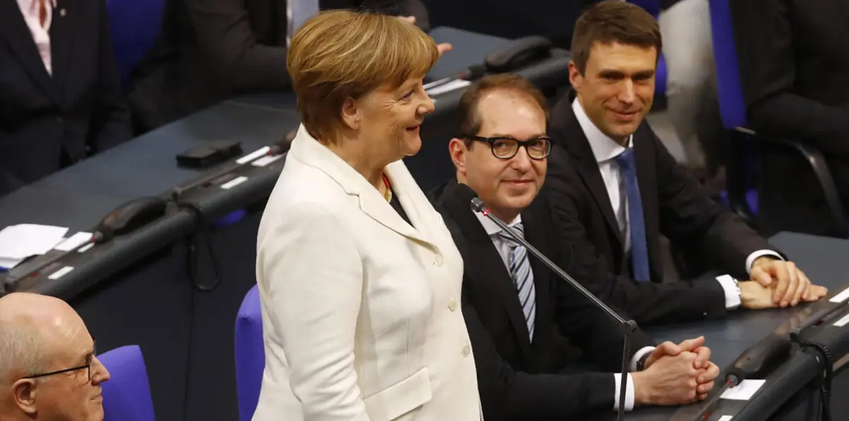 البرلمان الألماني ينتخب أنجيلا ميركل مستشارة لولاية رابعة