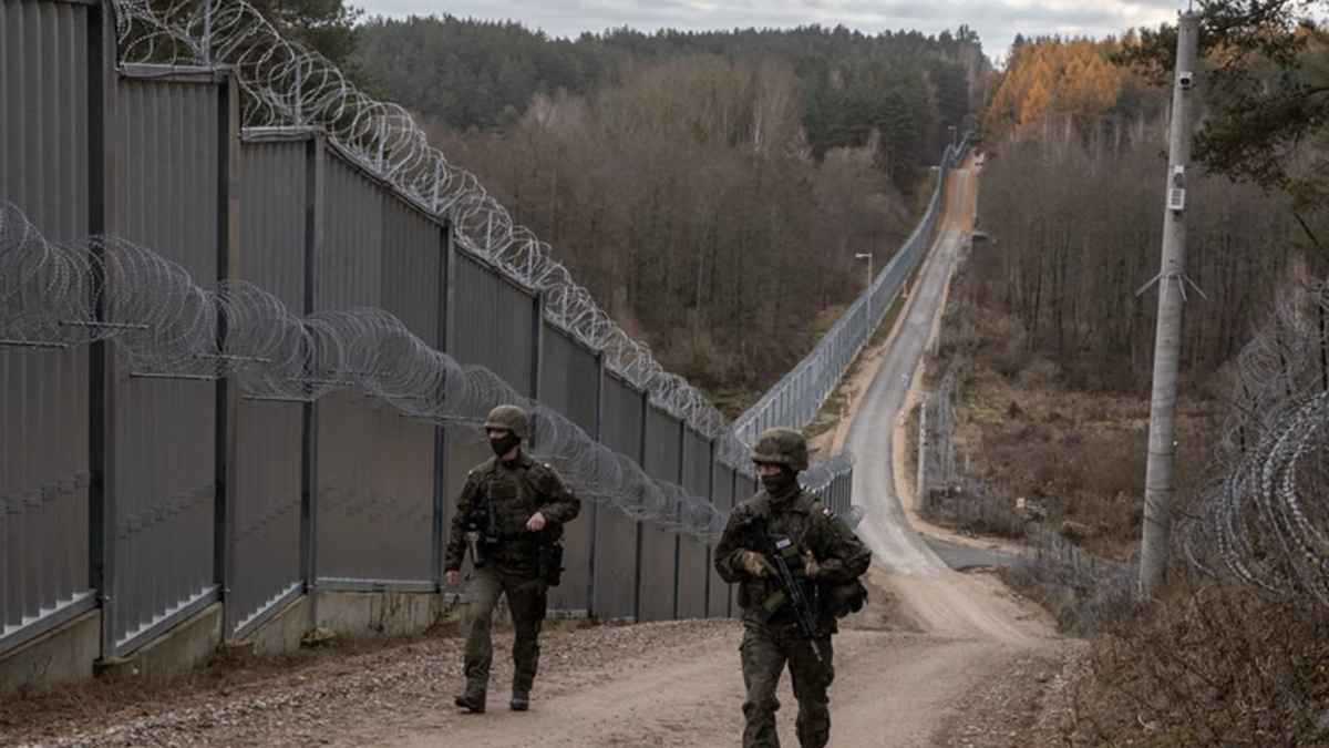 تعبئة مدنية غير مسبوقة.. سيناريو الحرب يخيم على بولندا