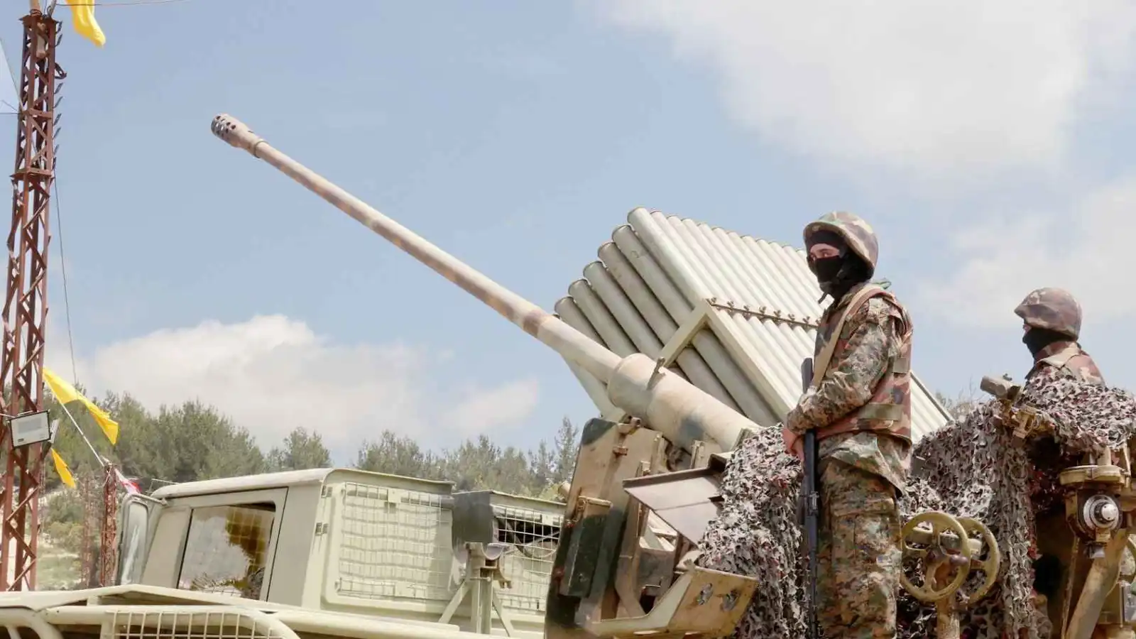 إسرائيل تستهدف عنصرا من حزب الله في جنوب لبنان (فيديو)