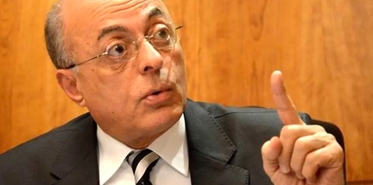 انتقادات حادة لزعيم "في حب مصر" بسبب تكراره تجربة مبارك