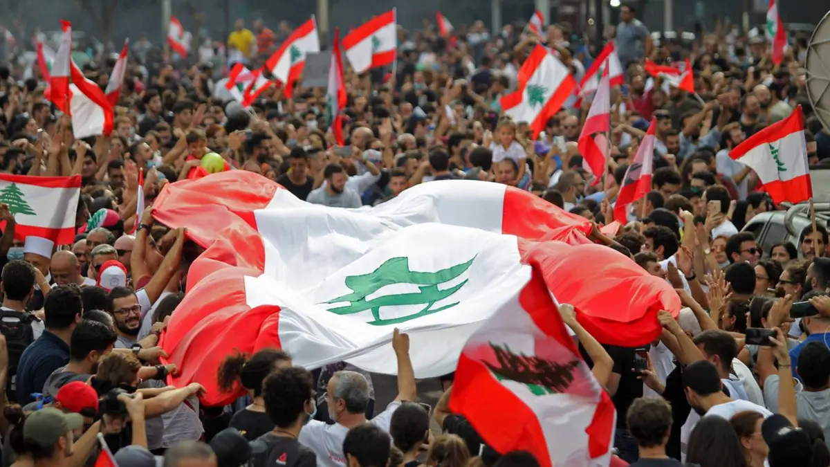 ما هي خطوات لبنان التالية تحت وطأة الاحتجاجات؟