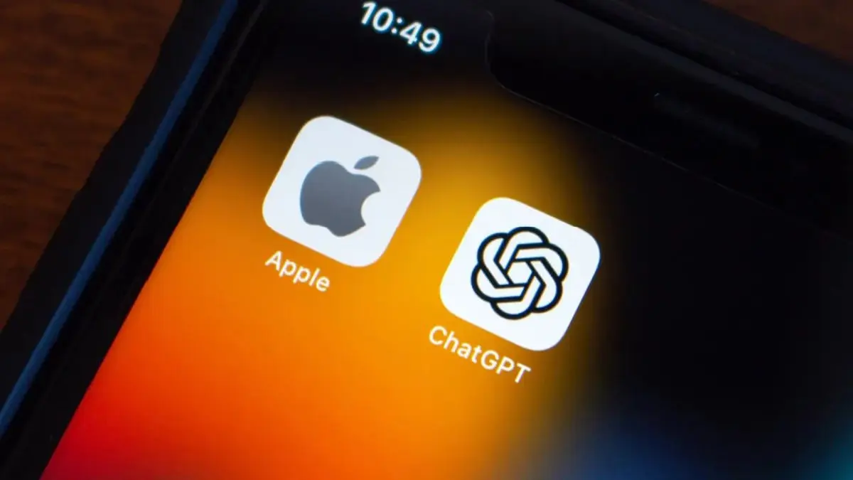 محادثات بين "أبل" و "OpenAI" لاستخدام تقنية "ChatGPT" على آيفون