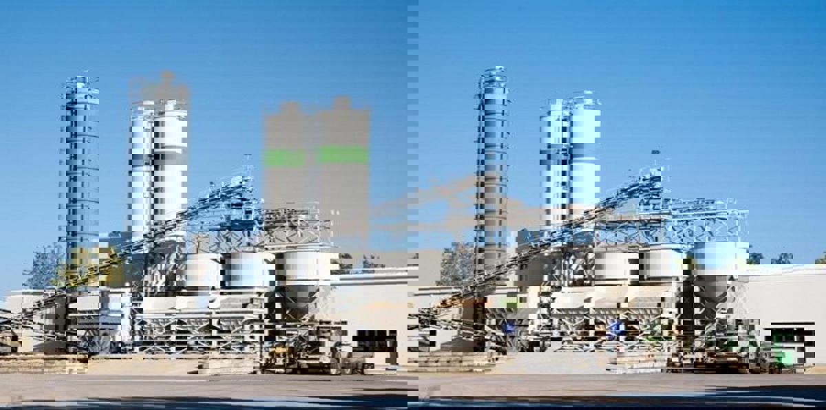 السعودية.. مخزون الاسمنت بأعلى مستوى بعد تراجع المشاريع