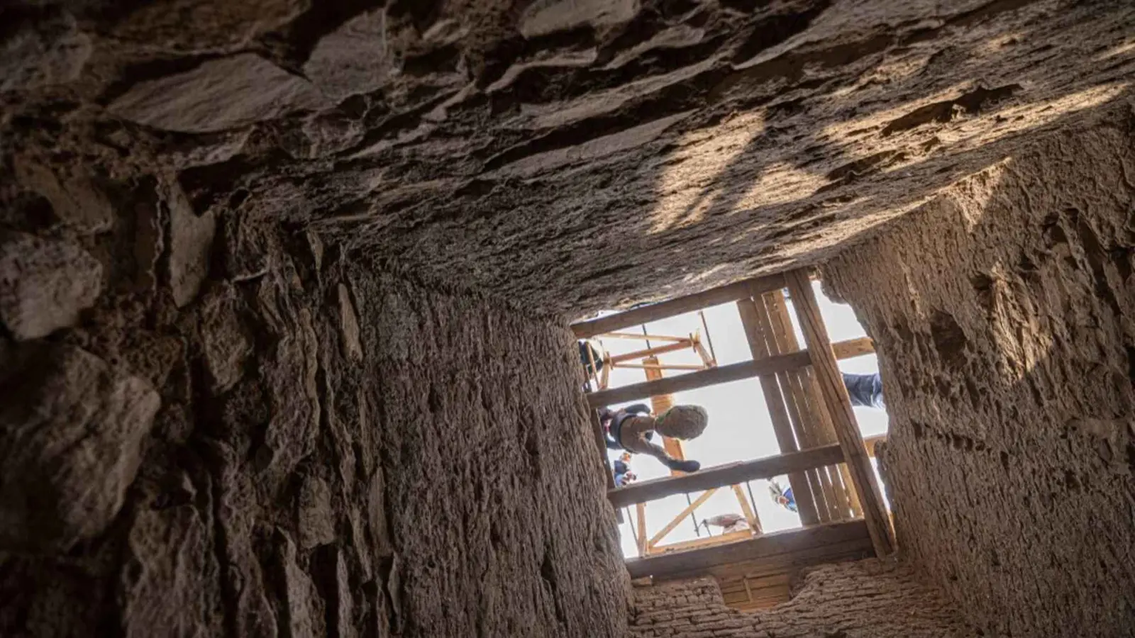 اكتشاف نقش فرعوني لـ"رمسيس الثالث" في الأردن