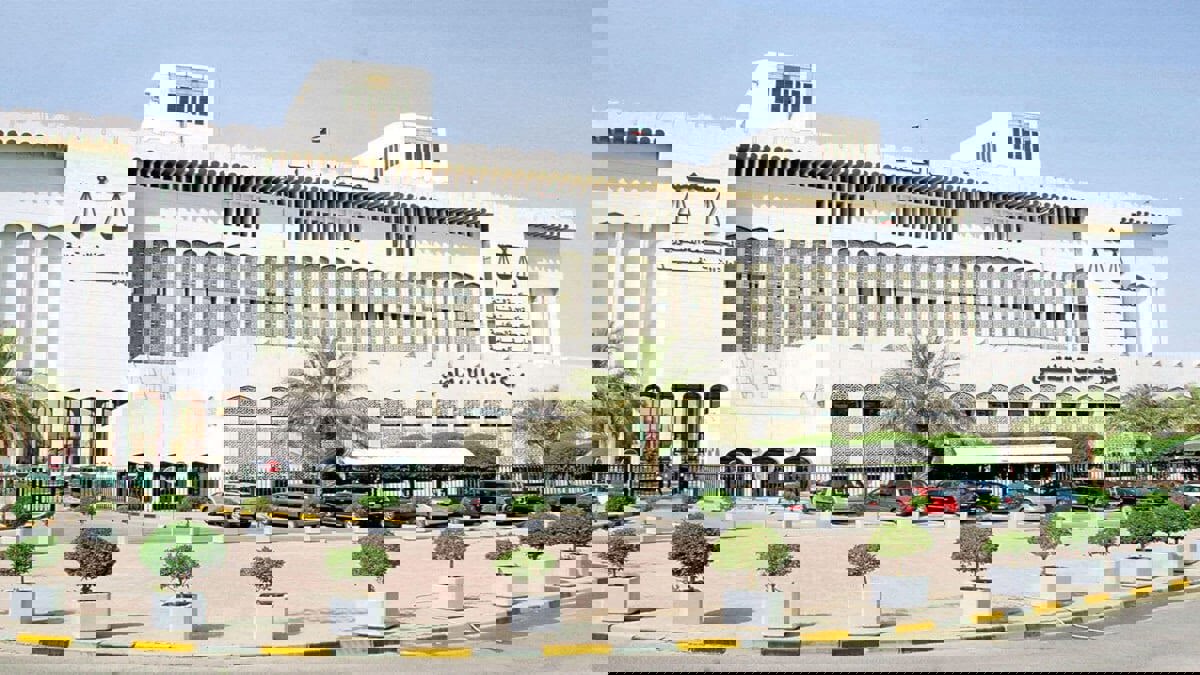 محكمة كويتية تقضي بإعدام شاب أدين بقتل كويتي