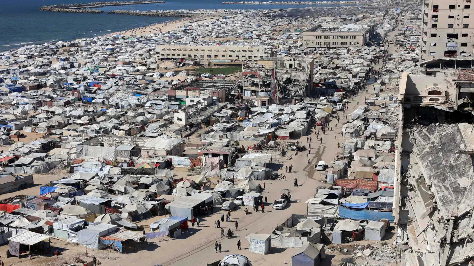 اليمين الإسرائيلي يناقش خطط تحويل غزة إلى "ريفييرا سياحية"