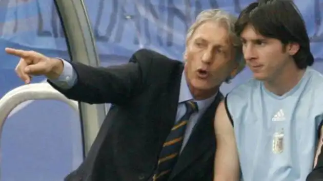 خوسيه بيكيرمان وميسي