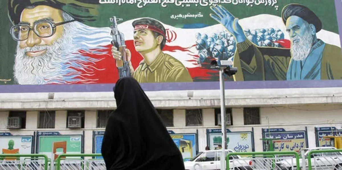 ثورة الخميني وقراءة الاستخبارات