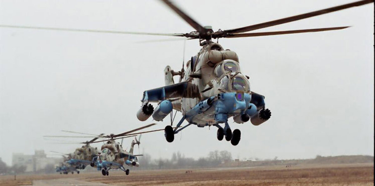 رصد طائرات هليكوبتر روسية في مطار سوري