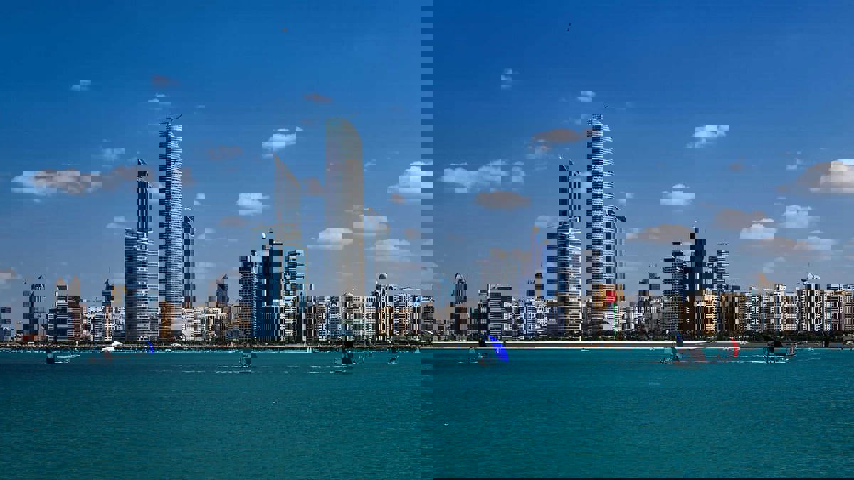 الإمارات تبدأ بيع باكورة سندات حكومية اتحادية بالدولار