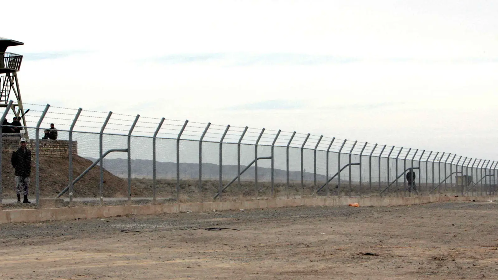 إيران: "الأخبار المتناقضة" تهدد سير المفاوضات مع واشنطن