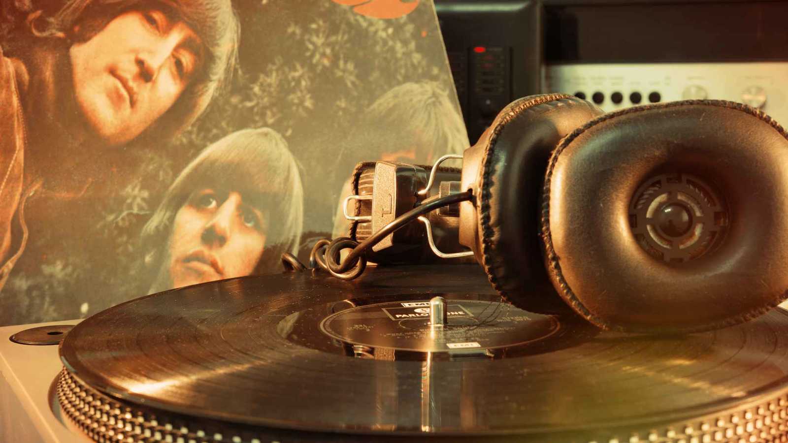 "كل موسيقى العالم" في خطر بسبب الذكاء الاصطناعي