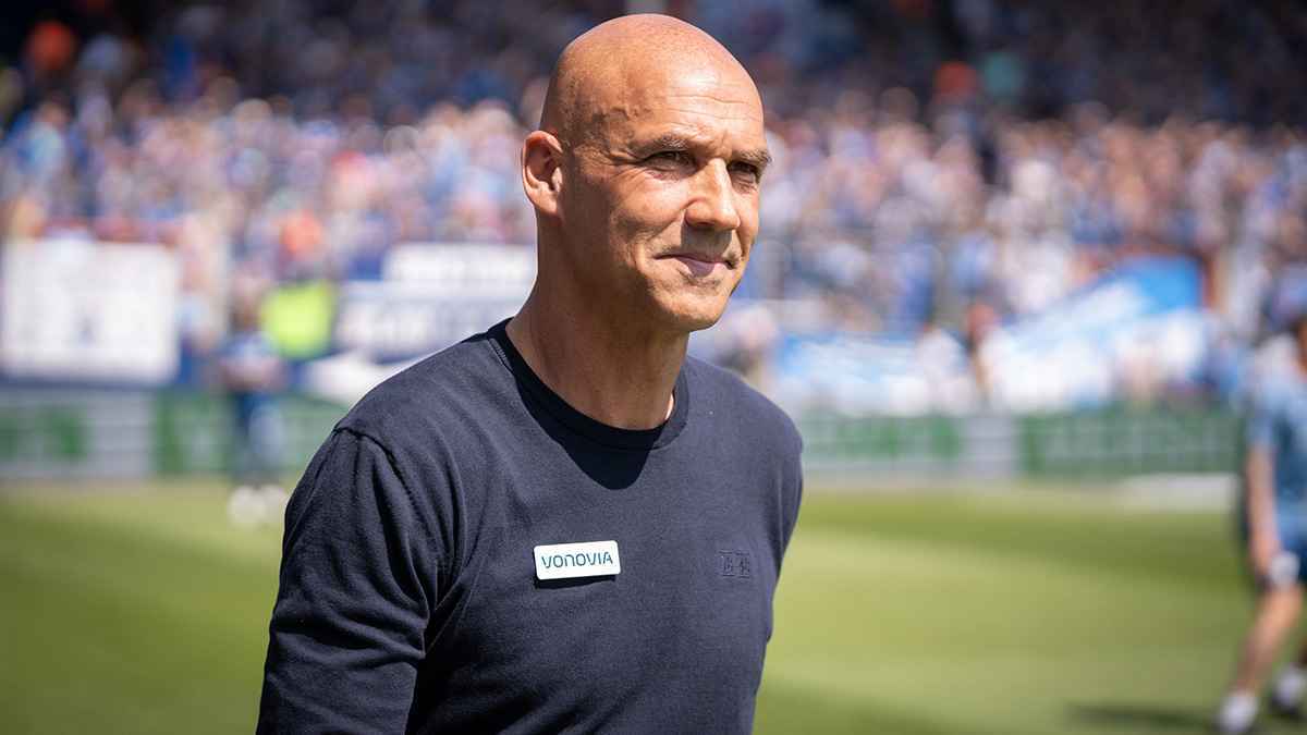 الهلال أفضل فريق في آسيا.. تصريحات مثيرة من مدرب سالزبورغ